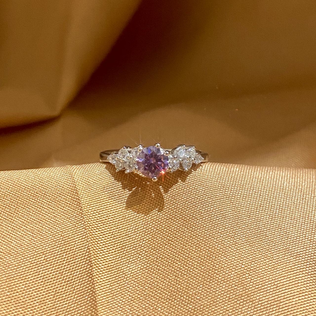 【#A286】(Gwyn)925スターリングシルバー 合成モアサナイトリング